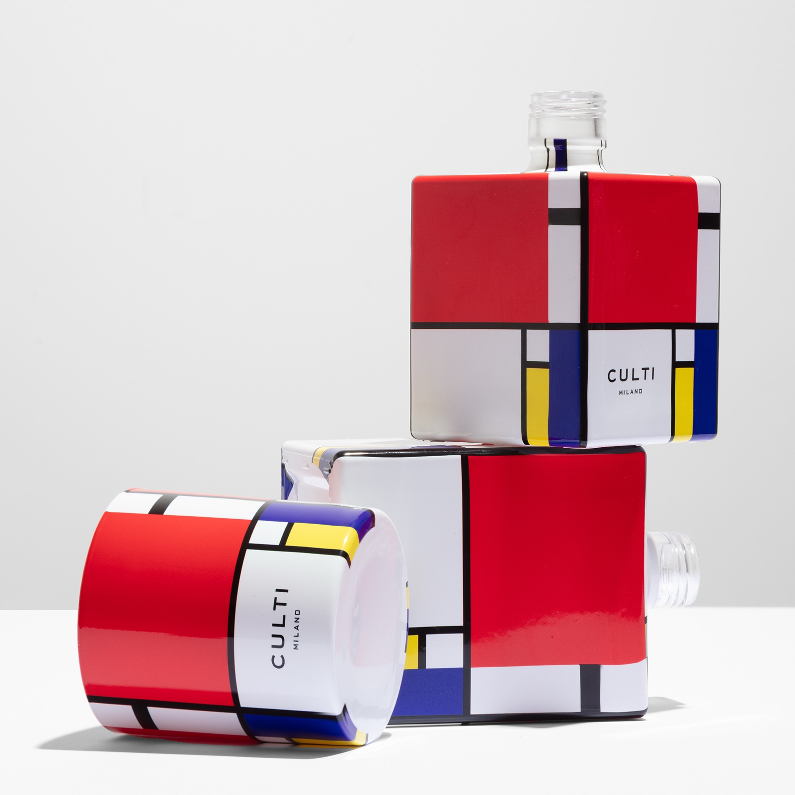 CULTI Milano Mondrian collection — De Stijl colour blocks sublimated on square diffusers