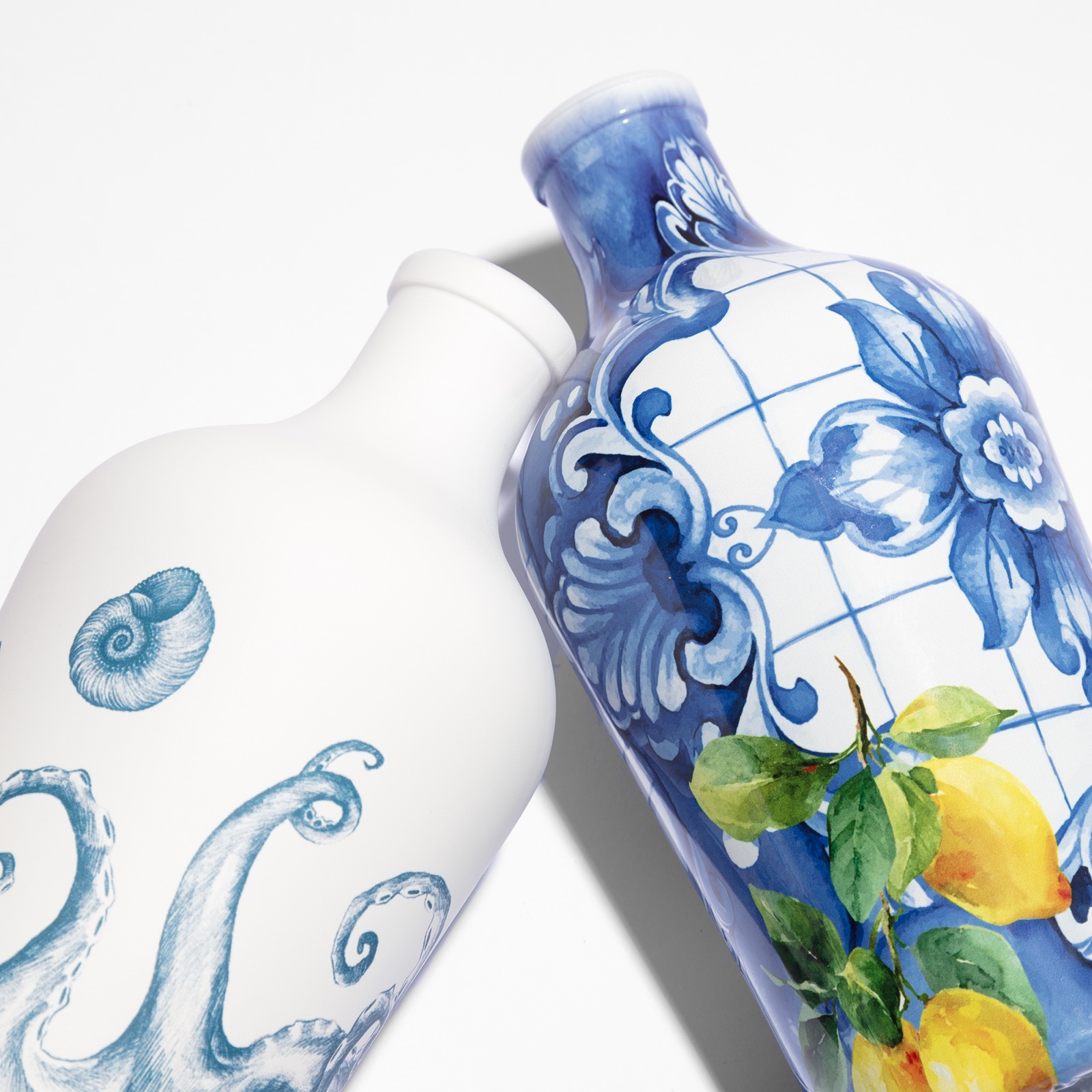 Frantoio Paparella — octopus and blue majolica with lemons, sublimated 360° on glass
